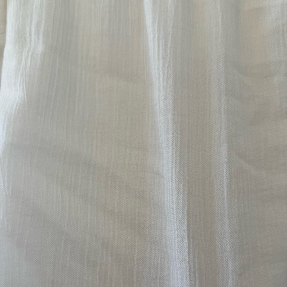 Club Monaco Linen Off The Shoulder Ruffle Bell Sleeve Crop Top in Cream 0 - Picture 9 of 13